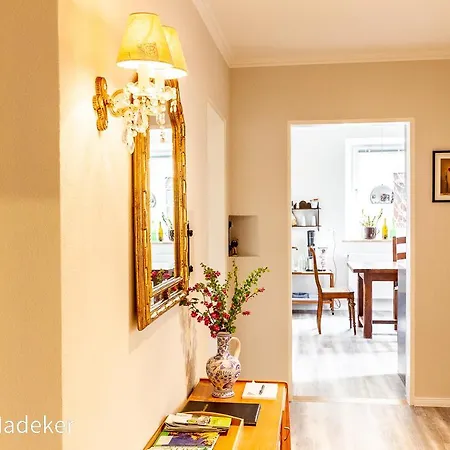 Design Mit Bauerngarten Apartment