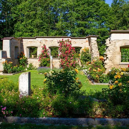 Design Mit Bauerngarten Вальдкирхен